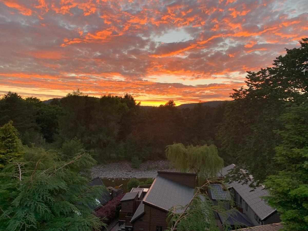 Beautiful 2 Bedroom Lodge With Stunning Views Blair Atholl Exterior foto