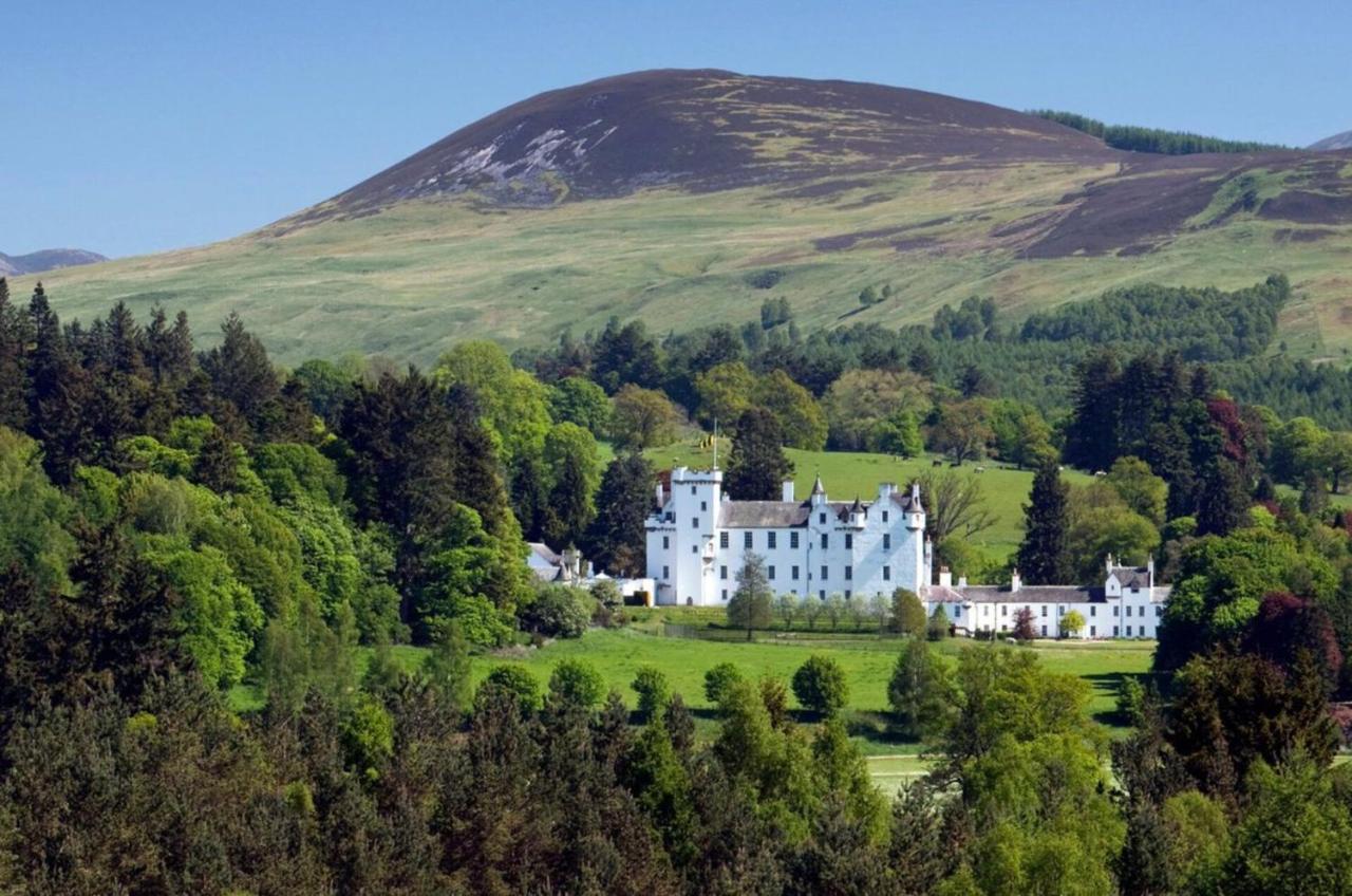 Beautiful 2 Bedroom Lodge With Stunning Views Blair Atholl Exterior foto